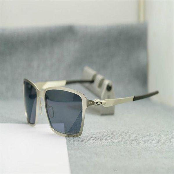 luxary-designer sunglasses for men sunglasses for women men sun glasses women mens brand designer glasses mens sunglasses oculos d3175, White;black
luxary-designer sunglasses for men sunglasses for women men sun glasses women mens brand designer glasses mens sunglasses oculos d3175, White;black