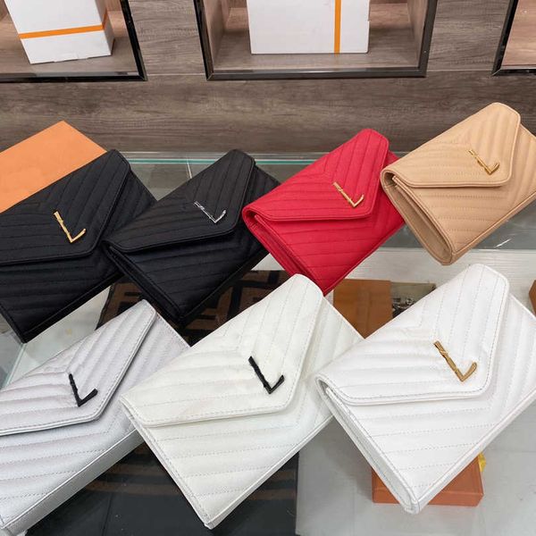 2022 fashion genuine leather designer handbag women bag original box messenger shoulder purse chain with card holder slot
2022 fashion genuine leather designer handbag women bag original box messenger shoulder purse chain with card holder slot