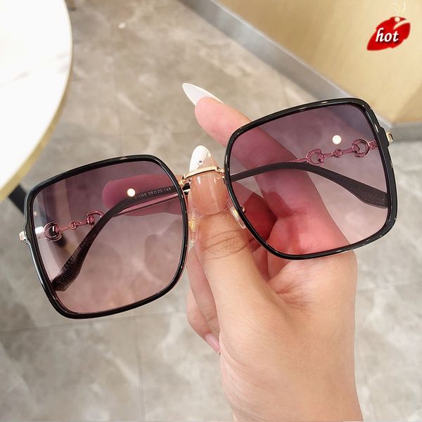 designer sunglasses men women fashion trendy brand factory online export 2022 d's new box letter korean women's metal uv, White;black
designer sunglasses men women fashion trendy brand factory online export 2022 d's new box letter korean women's metal uv, White;black