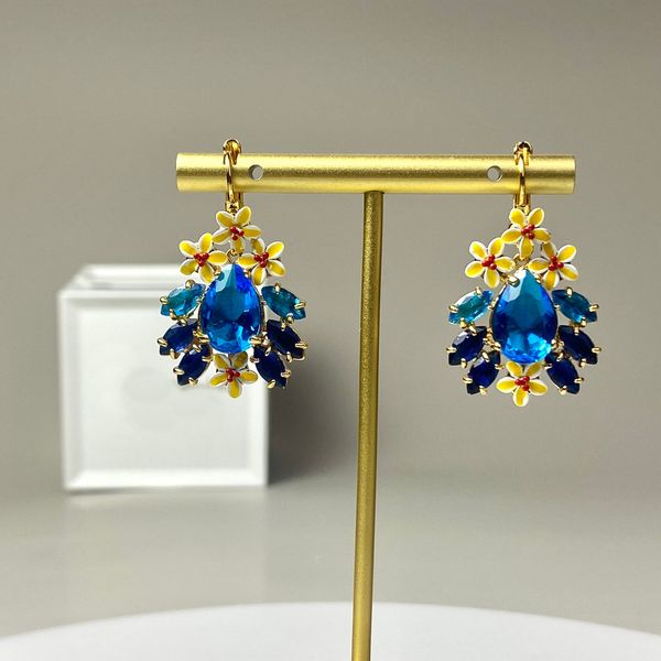 ladies vogue ear cuff earrings studs frangipani blue crystal g d letters pendants 18k gold plated anti allergy women's full diamond ear, Silver
ladies vogue ear cuff earrings studs frangipani blue crystal g d letters pendants 18k gold plated anti allergy women's full diamond ear, Silver