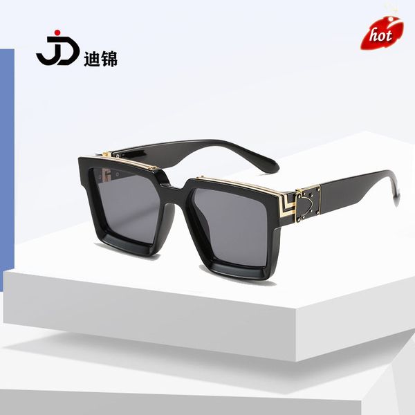 designer sunglasses men women fashion trendy brand factory online export 2022 new net red box uv, White;black
designer sunglasses men women fashion trendy brand factory online export 2022 new net red box uv, White;black