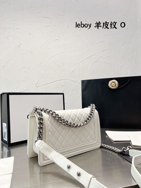 designers shoulder bag luxurious tote purse handbag message bags cluth classic genuine leather crossbody sheepskin original box silver chain
designers shoulder bag luxurious tote purse handbag message bags cluth classic genuine leather crossbody sheepskin original box silver chain