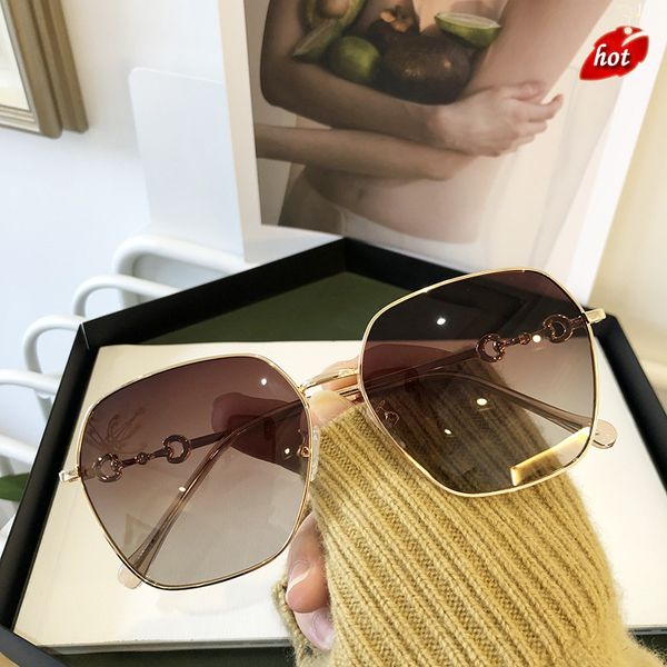 designer sunglasses men women fashion trendy brand factory online export 2022 d family women's large frame polarized new korean chaoyua, White;black
designer sunglasses men women fashion trendy brand factory online export 2022 d family women's large frame polarized new korean chaoyua, White;black