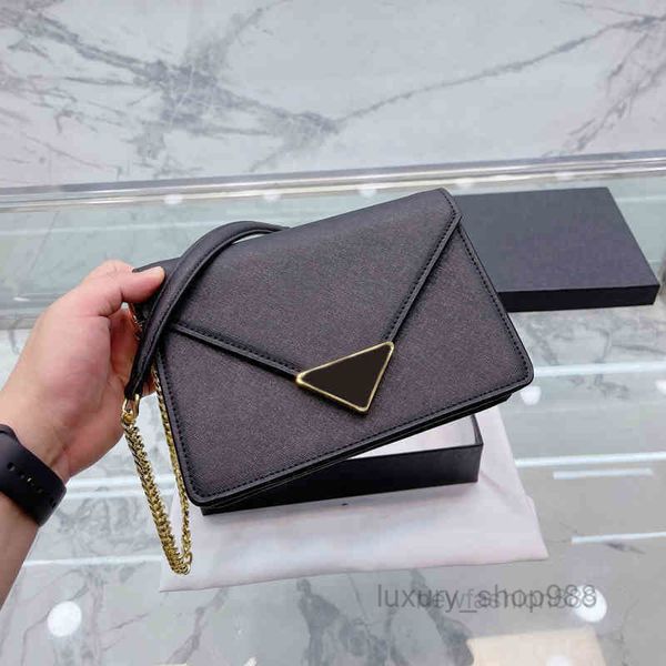 flap shoulder bags designer triangular flip dinner women luxurious square chain strap crobody handbags lady envelope quality
flap shoulder bags designer triangular flip dinner women luxurious square chain strap crobody handbags lady envelope quality