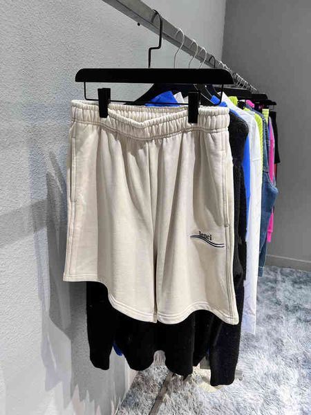 men's shorts coke embroidery letter print ins couple casual color, White;black 
men's shorts coke embroidery letter print ins couple casual color, White;black