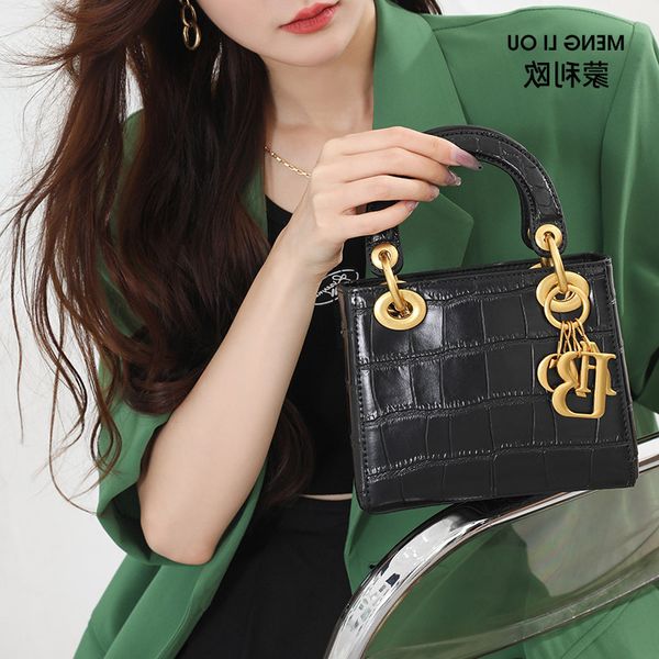 designer bags leather princs diana handbag high sense of temperament godds chain single shoulder cross bag
designer bags leather princs diana handbag high sense of temperament godds chain single shoulder cross bag