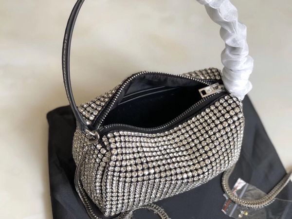 luxury bags 2022 latest diamond ladies shoulder bags wallets chains underarm wallets fashion ladies designer bags shiny leather shiny
luxury bags 2022 latest diamond ladies shoulder bags wallets chains underarm wallets fashion ladies designer bags shiny leather shiny