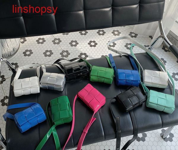bottegas bags venetas cassette handbags evening 2022 autumn new fashion versat jmtd
bottegas bags venetas cassette handbags evening 2022 autumn new fashion versat jmtd