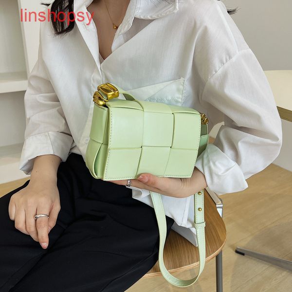 bottegas bags venetas cassette handbags evening premium women's versatile 2022
bottegas bags venetas cassette handbags evening premium women's versatile 2022