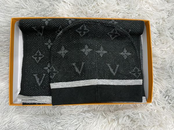 2022 fashion designer scarfs hat paris full print letter wool hats men lovers angel autumn and winter knitted hat warm thick scarf 688, Blue;gray
2022 fashion designer scarfs hat paris full print letter wool hats men lovers angel autumn and winter knitted hat warm thick scarf 688, Blue;gray