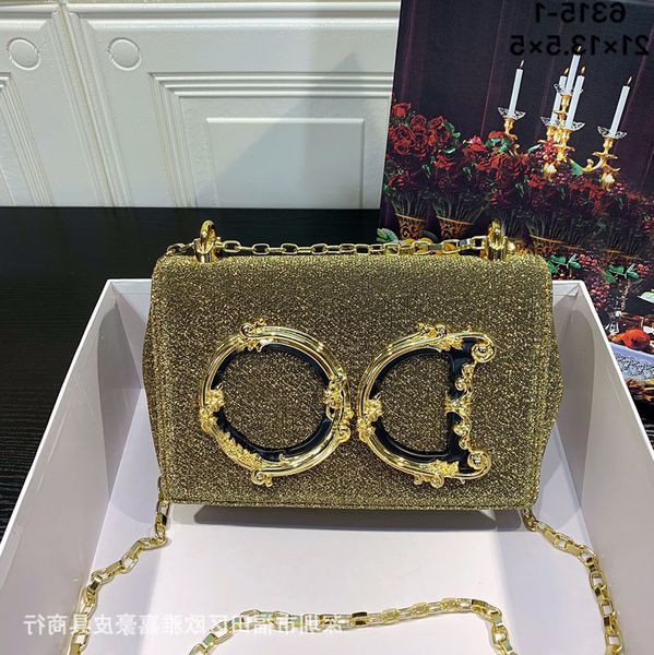 designer bags new women's bright piece oblique cross chain small square baroque style fashion versatile
designer bags new women's bright piece oblique cross chain small square baroque style fashion versatile