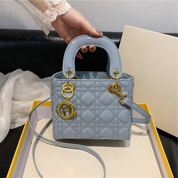 designer bags bag lady 2022 new style spring and summer versatile simple light luxurious texture small fragrance lingge single shoulder diag
designer bags bag lady 2022 new style spring and summer versatile simple light luxurious texture small fragrance lingge single shoulder diag