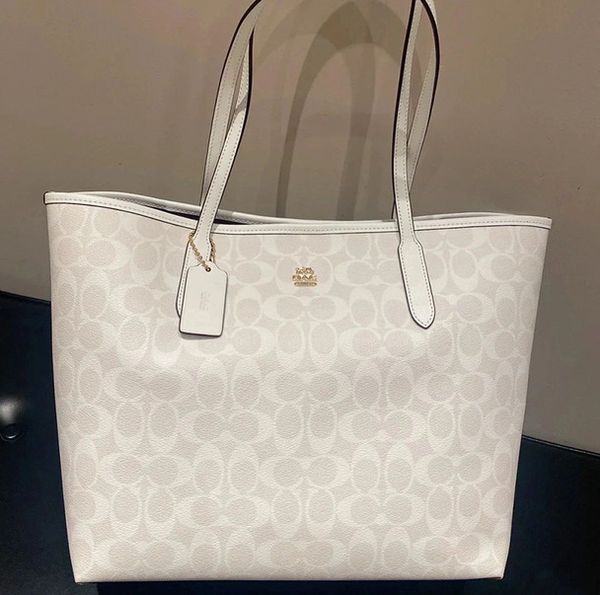luxuries designers women coch bag cochs crossbody handbag shoulder totes bags cc designer handbags tote purses wallet btbn
luxuries designers women coch bag cochs crossbody handbag shoulder totes bags cc designer handbags tote purses wallet btbn