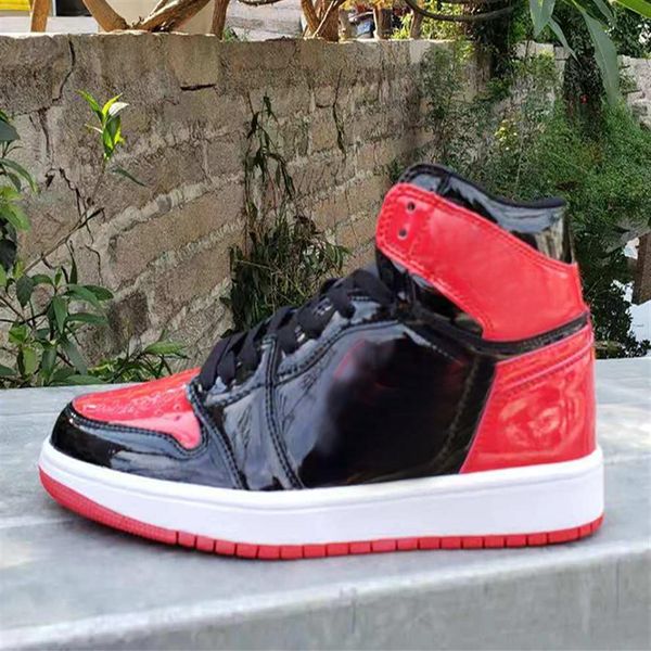 1 high og bred patent basketball shoes chicago university 1s black white varsity red hyper royal men outdoor fashion trainers sneakers 2915
1 high og bred patent basketball shoes chicago university 1s black white varsity red hyper royal men outdoor fashion trainers sneakers 2915