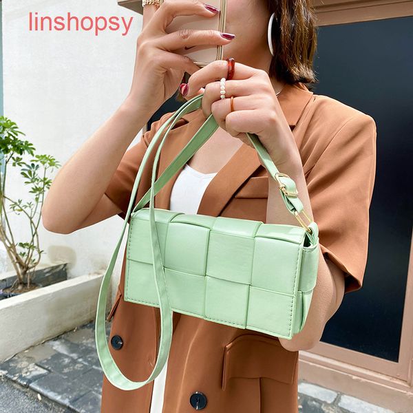 bottegas bags venetas cassette handbags evening net red 2022 spring and summer xc8w
bottegas bags venetas cassette handbags evening net red 2022 spring and summer xc8w