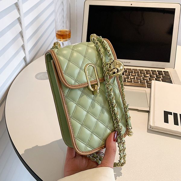 designer bags summer mobile phone msenger female 2022 new fashion versatile chain ins lingge texture fashionable shoulder
designer bags summer mobile phone msenger female 2022 new fashion versatile chain ins lingge texture fashionable shoulder