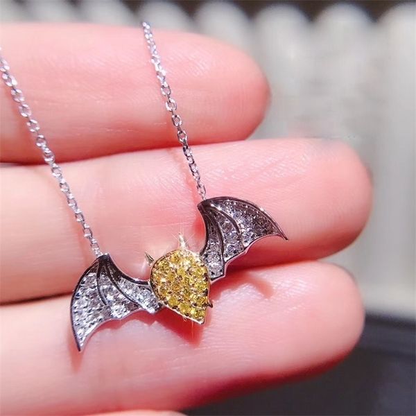 pendant necklaces aeaw 18k white gold 0078ct natural yellow diamond with 011ct bat round cut women 220829, Silver
pendant necklaces aeaw 18k white gold 0078ct natural yellow diamond with 011ct bat round cut women 220829, Silver