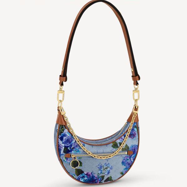 chains loop clutch bags floral axillary handbag shoulder purse fashion letters circle zipper hardware half moon bag genuine leather detachab
chains loop clutch bags floral axillary handbag shoulder purse fashion letters circle zipper hardware half moon bag genuine leather detachab