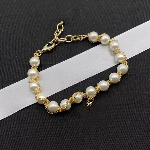 women luxury 18k gold pearl beads charm bracelets twist letters pendant designer bracelet wedding party jewelry, Golden;silver
women luxury 18k gold pearl beads charm bracelets twist letters pendant designer bracelet wedding party jewelry, Golden;silver