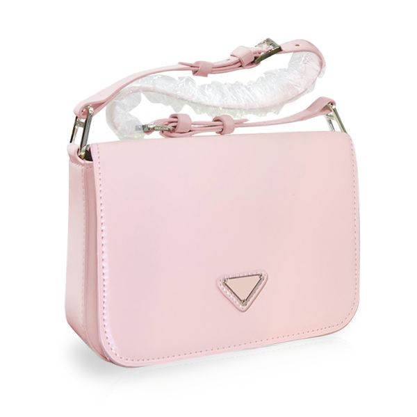 branded glossy leather shoulder bag with adjustable leather shoulderbags strap for crossbody nylon logo print lining and patch pocket wallet
branded glossy leather shoulder bag with adjustable leather shoulderbags strap for crossbody nylon logo print lining and patch pocket wallet