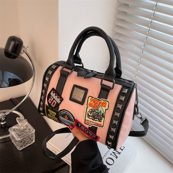 designer bags high sense and texture niche women's 2022 new fashion versatile large capacity foreign handbag msenger
designer bags high sense and texture niche women's 2022 new fashion versatile large capacity foreign handbag msenger