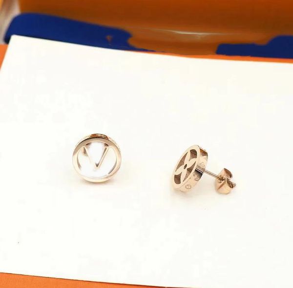 charm europe and the united states fashion stud female trend designer jewelry necklaces gold chain luxury heart for mens womens bijoux, Golden
charm europe and the united states fashion stud female trend designer jewelry necklaces gold chain luxury heart for mens womens bijoux, Golden