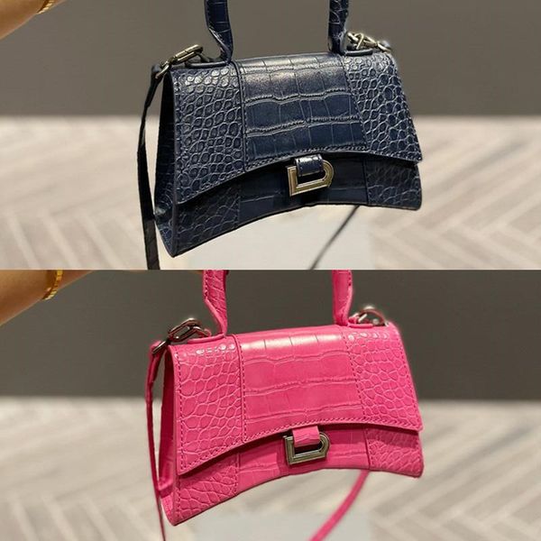designer mini sapphire blue hourglass bag crocodile embossed cow leather shiny pink small handbag make old silver metal fittings appearance
designer mini sapphire blue hourglass bag crocodile embossed cow leather shiny pink small handbag make old silver metal fittings appearance