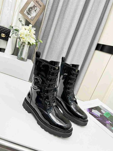 designer luxury ankle boots territory flat ranger booties flat calf leather long lace up woman fashion laureate platform desert boot, Black
designer luxury ankle boots territory flat ranger booties flat calf leather long lace up woman fashion laureate platform desert boot, Black