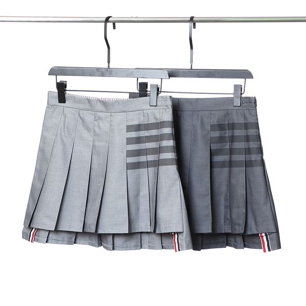 women's short skirt classic yarn slim high waist casual a-line pleated skirt lined nbhg#xs-l, Black
women's short skirt classic yarn slim high waist casual a-line pleated skirt lined nbhg#xs-l, Black