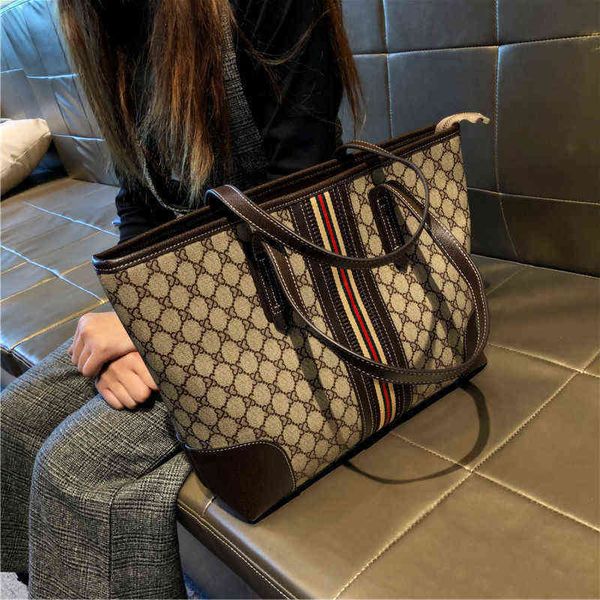 fashion bag 75% off factory clearance 2022 new women's high-capacity fashion hand leisure one shoulder tote bag is the most popular one
fashion bag 75% off factory clearance 2022 new women's high-capacity fashion hand leisure one shoulder tote bag is the most popular one