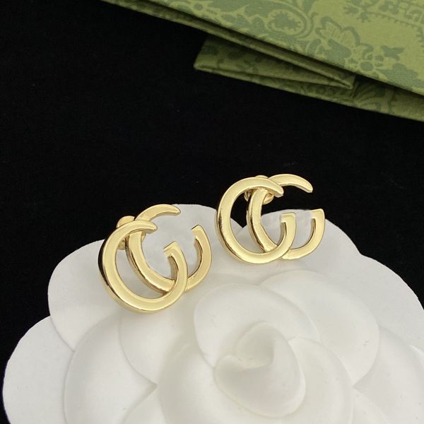 women classic stud earring fashion gold eardrop vintage hollow letter earrings personality party jewelry with box, Golden;silver
women classic stud earring fashion gold eardrop vintage hollow letter earrings personality party jewelry with box, Golden;silver