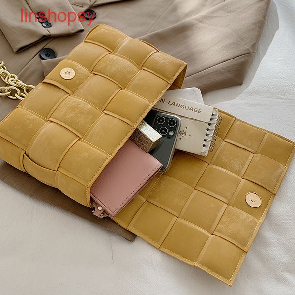 bottegas bags venetas cassette handbags evening fashion metal thick chain wove yr0r
bottegas bags venetas cassette handbags evening fashion metal thick chain wove yr0r