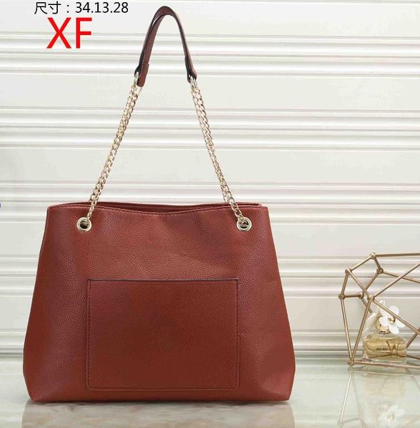 2021 new cleo underarm bag shoulder bags handbags crossbody heart-shaped decoration tarpaulin genuine leather bags tote designer bag wallet
2021 new cleo underarm bag shoulder bags handbags crossbody heart-shaped decoration tarpaulin genuine leather bags tote designer bag wallet