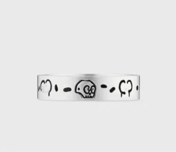 s925 sleek silver skull couple rings designer love rings for women mens luxury engagement nail wedding
s925 sleek silver skull couple rings designer love rings for women mens luxury engagement nail wedding