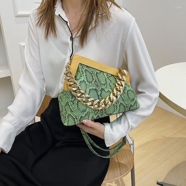 hbp shoulder bags snake pattern thick chain design small pu leather crossbody with wooden handle for women handbag
hbp shoulder bags snake pattern thick chain design small pu leather crossbody with wooden handle for women handbag