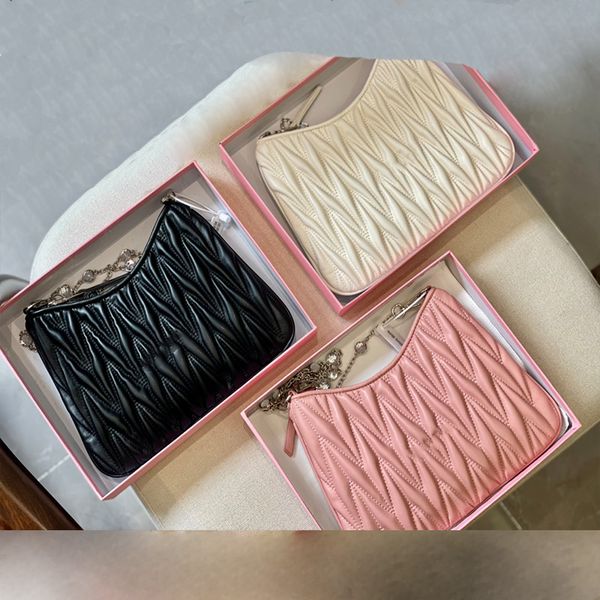 ladies' evening bag fashion street sstylish opal soft suede handbag chain handle stainless steel accessory mini bag with imitation crys
ladies' evening bag fashion street sstylish opal soft suede handbag chain handle stainless steel accessory mini bag with imitation crys