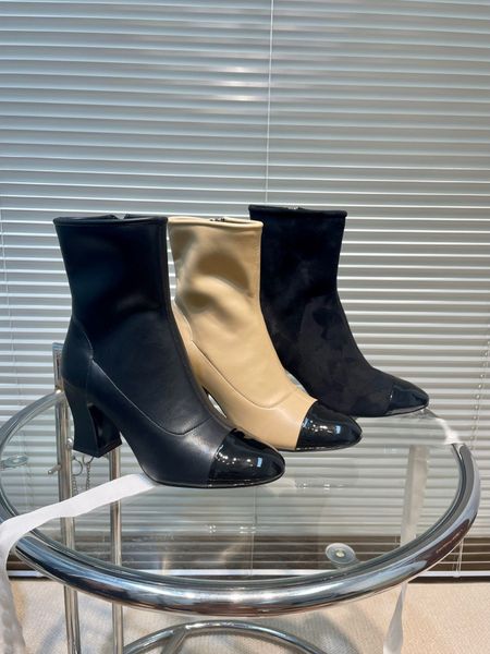 10a 2022 autumn and winter zipper boots rhombus lace-up short boots small fragrant leather thick bottom belt box 014, Black
10a 2022 autumn and winter zipper boots rhombus lace-up short boots small fragrant leather thick bottom belt box 014, Black