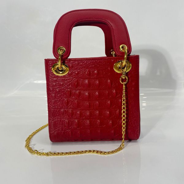 designer bags red bridal female 2022 new high-grade niche princs diana single shoulder cross
designer bags red bridal female 2022 new high-grade niche princs diana single shoulder cross