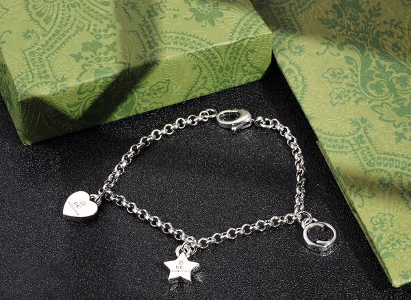 fashion designer ladies bracelet charm exquisite invisible luxury jewelry new, Black
fashion designer ladies bracelet charm exquisite invisible luxury jewelry new, Black