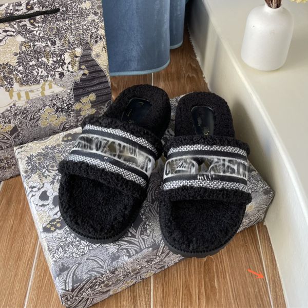 designer slippers womens furry slides soft warm fur sandal shearling criss-cross sandals slide enameled triangle crossover luxury slipper wi, Black
designer slippers womens furry slides soft warm fur sandal shearling criss-cross sandals slide enameled triangle crossover luxury slipper wi, Black