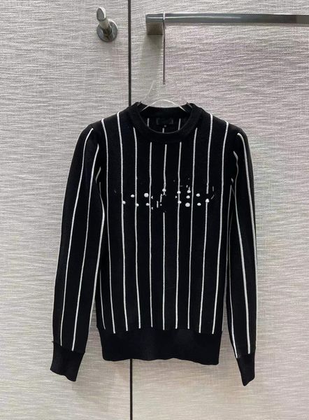 2022 new autumn winter milan runway sweaters o neck long sleeve women's sweater high end jacquard designer sweater 0829-16, White;black
2022 new autumn winter milan runway sweaters o neck long sleeve women's sweater high end jacquard designer sweater 0829-16, White;black