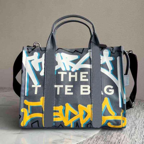 designer luxury women the tote bag fashion versatile handbags shoulder crossbody bags purse tories totes large capacity saddle wallets 7a j
designer luxury women the tote bag fashion versatile handbags shoulder crossbody bags purse tories totes large capacity saddle wallets 7a j