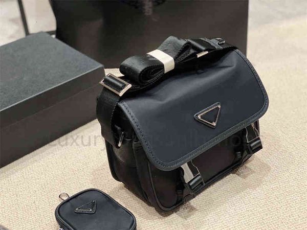 designer 2022 luxury shoulder bags nylon handbags elling wallet women men crossbody bag purses menger handbag ladies
designer 2022 luxury shoulder bags nylon handbags elling wallet women men crossbody bag purses menger handbag ladies