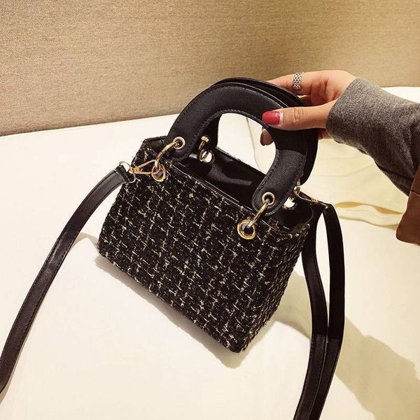 designer bags straight fire female korean version simple woolen hand-held one shoulder small square versatile and oblique
designer bags straight fire female korean version simple woolen hand-held one shoulder small square versatile and oblique