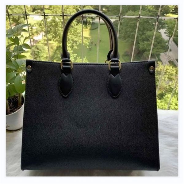 -selling high-quality onthego flower women's leisure purse luxury handbag pvc leather shoulder bag dinner bag310s, Red;black
-selling high-quality onthego flower women's leisure purse luxury handbag pvc leather shoulder bag dinner bag310s, Red;black