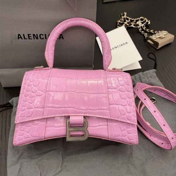 designer hourglas bags balencaigass handbags leather womens bag spring and summer 2022 new fashion versatile b home crocodile hourglas bar
designer hourglas bags balencaigass handbags leather womens bag spring and summer 2022 new fashion versatile b home crocodile hourglas bar
