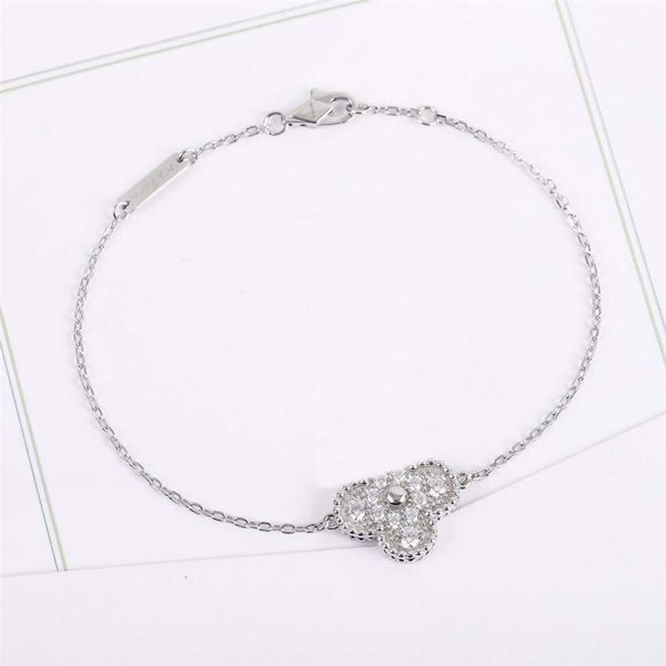 s925 silver 1 5cm flower bracelet with all diamond for women wedding jewelry gift web116264e, Golden;silver
s925 silver 1 5cm flower bracelet with all diamond for women wedding jewelry gift web116264e, Golden;silver