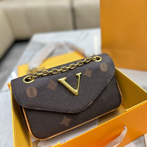 flap crossbody bag women shoulder bags chain handbags purse metal letter hasp classic old flower v shaped sewing thread interior slot pocket
flap crossbody bag women shoulder bags chain handbags purse metal letter hasp classic old flower v shaped sewing thread interior slot pocket