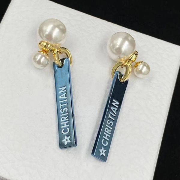 women luxury big pearl stud earrings 2022 double side blue letters designer ear rings wedding party jewelry, Golden;silver
women luxury big pearl stud earrings 2022 double side blue letters designer ear rings wedding party jewelry, Golden;silver