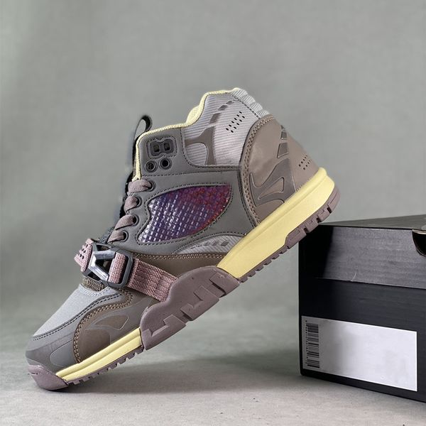 mens'honeydew leisure running shoes light smoke grey sneakers antiskid reflective patterns combined with colorful embellishments
mens'honeydew leisure running shoes light smoke grey sneakers antiskid reflective patterns combined with colorful embellishments